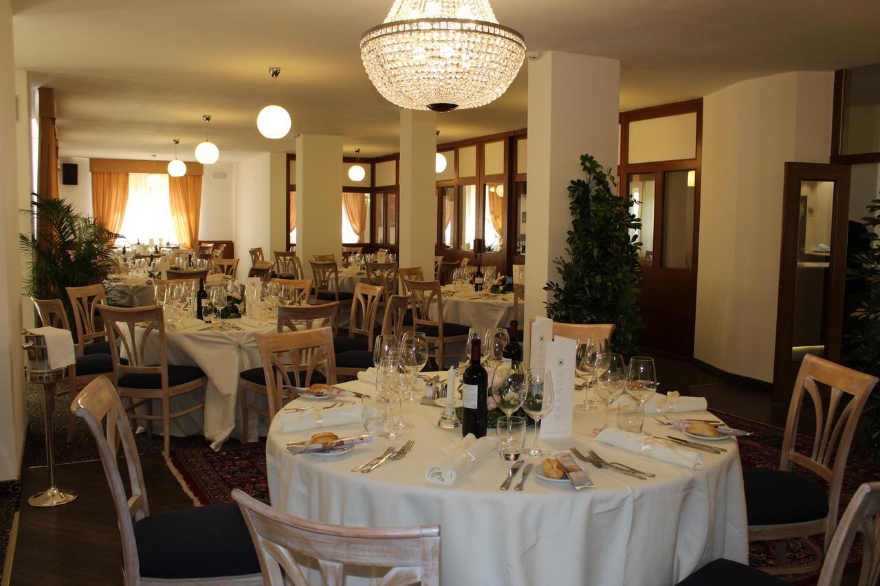 Olympic Regina Hotel Pinzolo Exterior photo